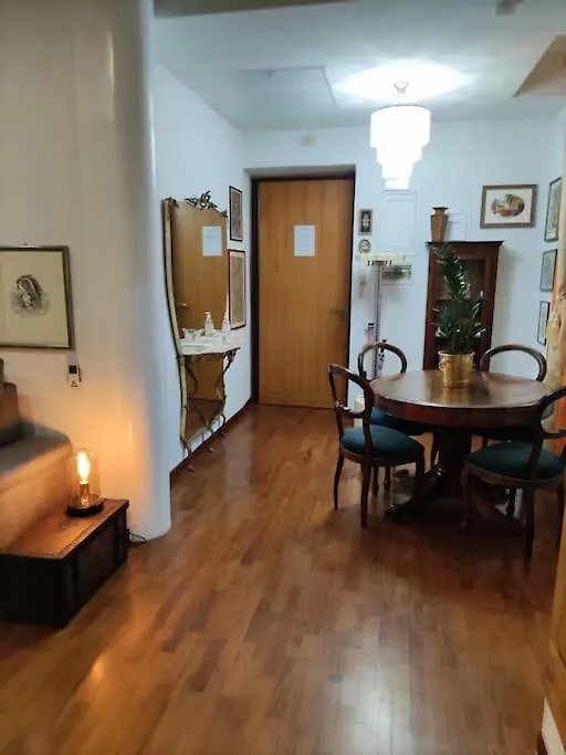 Colosseo Vintage Apartment ローマ 0*,